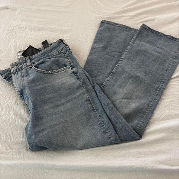 ZARA Light Wash Mini Flare High Rise Sz 6 Casual Everyday Women's Blue Jeans - Picture 3 of 4